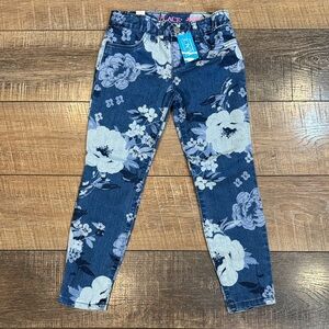 NWT The Children’s Place Stylish floral jeggings size 6